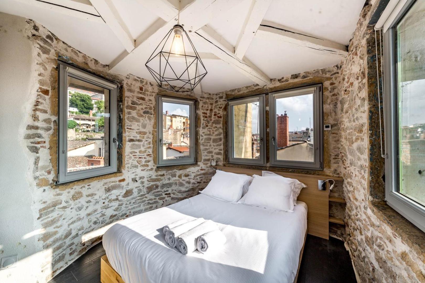 Sky'Room - Jacuzzi & Vue - Vieux Лион Экстерьер фото